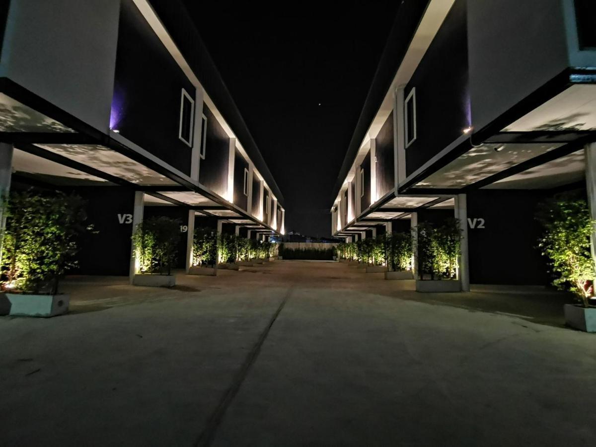 Skyline Resort Ban Khlong Lat Bua Khao Экстерьер фото