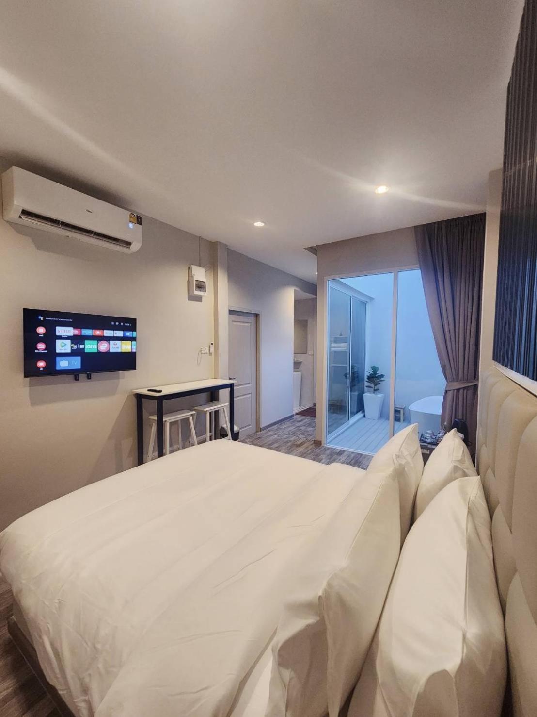 Skyline Resort Ban Khlong Lat Bua Khao Экстерьер фото