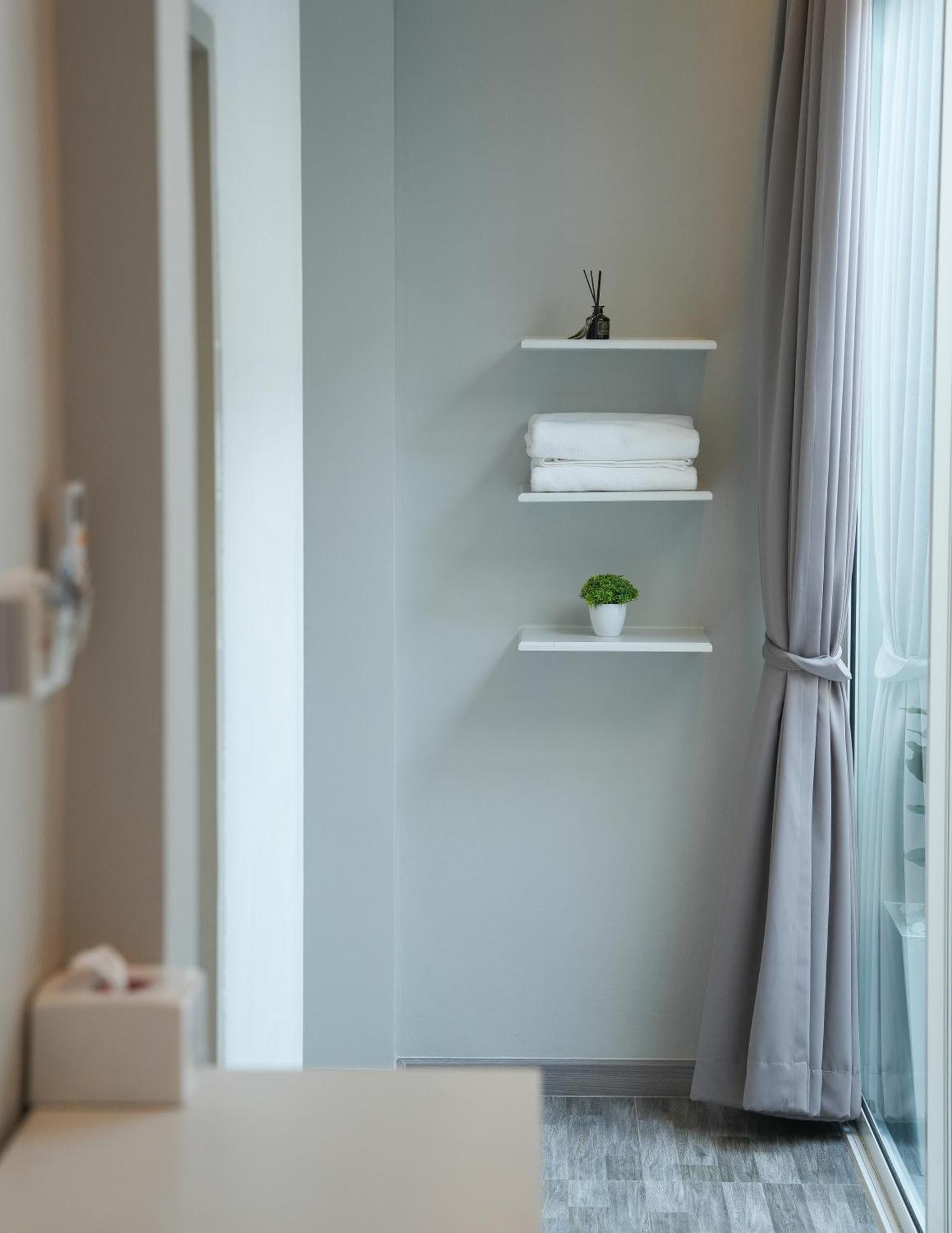 Skyline Resort Ban Khlong Lat Bua Khao Экстерьер фото