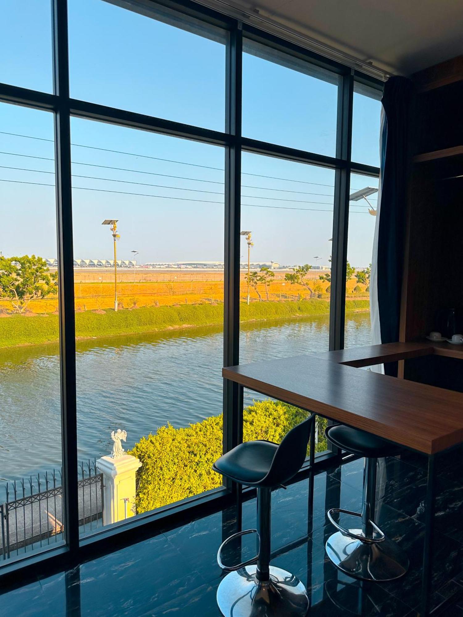 Skyline Resort Ban Khlong Lat Bua Khao Экстерьер фото