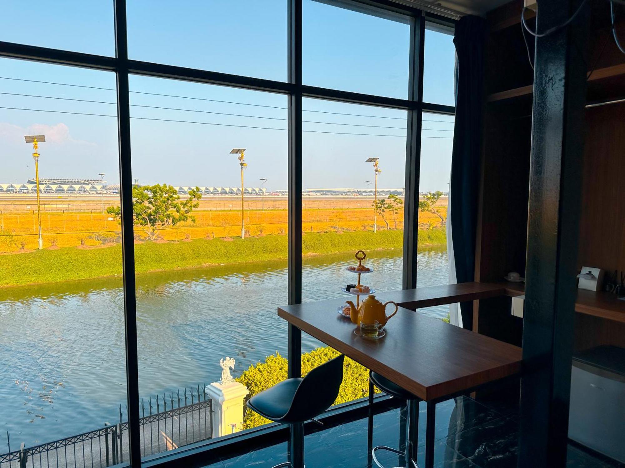 Skyline Resort Ban Khlong Lat Bua Khao Экстерьер фото